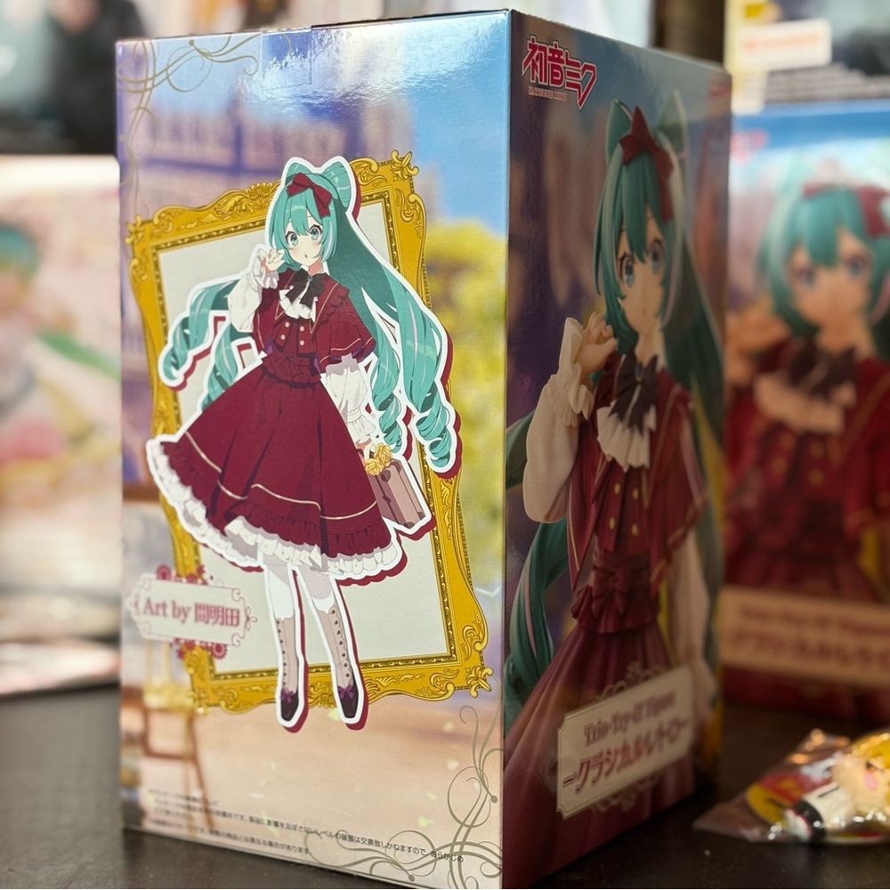 NIB Furyu Vocaloid Trio-Try-It Hastune Miku Classical Retro Ver. Waifu Figure - Picture 5 of 6